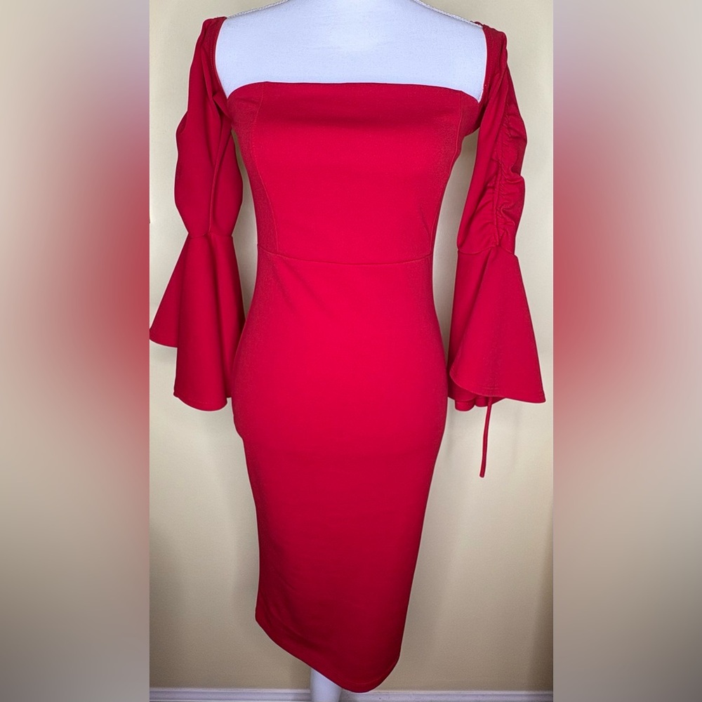 Elegant Red Bell Sleeve Dress